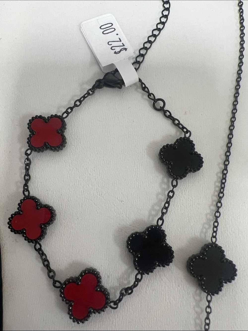 Women's Red Clover Necklace, Bracelet and Stud Earrings Set in red & black - Picture 4 of 7